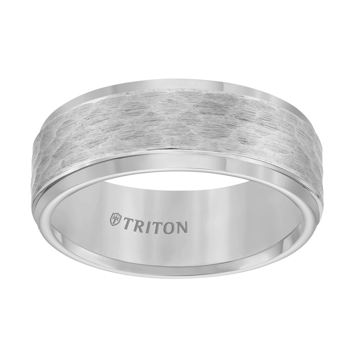Step Edge Hammered Center Wedding Band