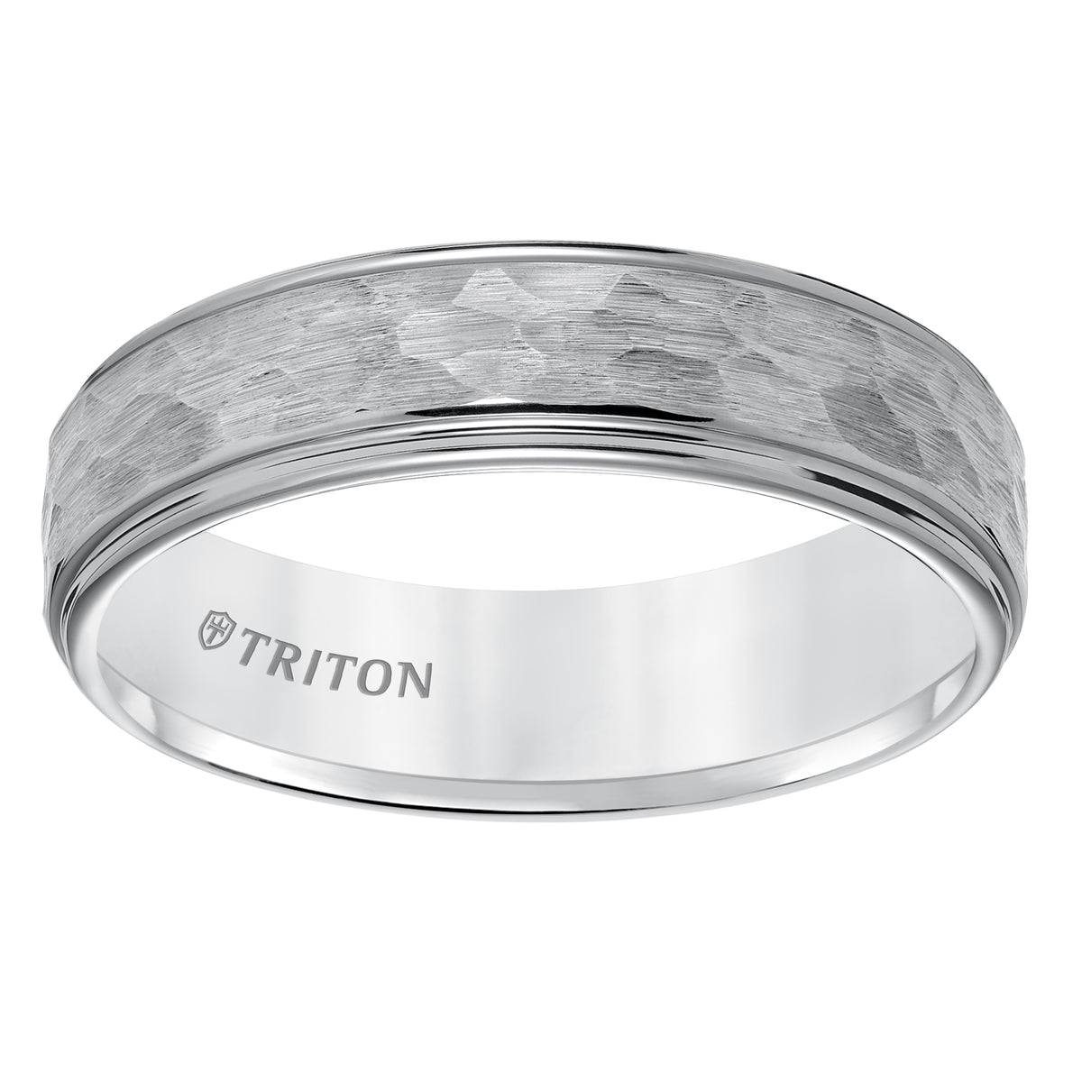 Step Edge Hammered Center Classic Wedding Band