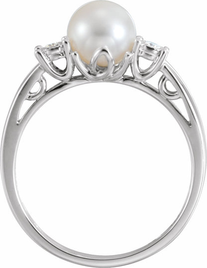 14K White Freshwater Pearl and .04CTW Diamond Ring
